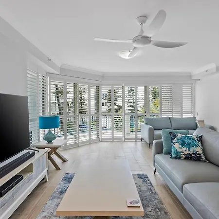 Oceana On Broadbeach Exterior photo